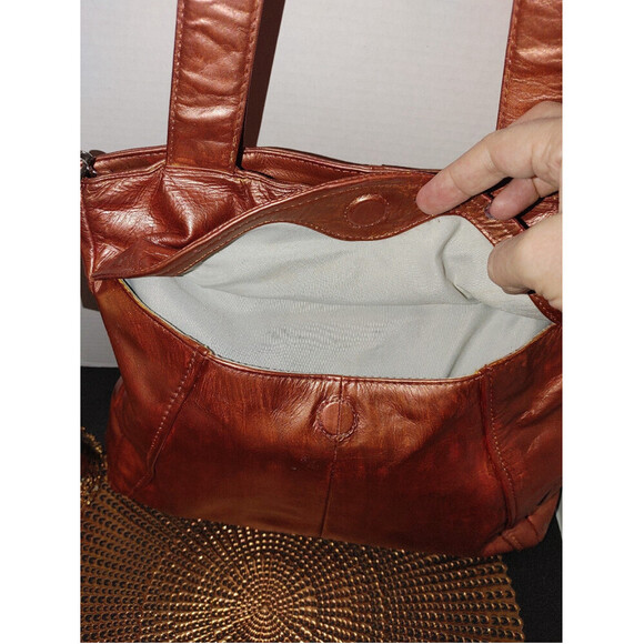 Kenneth Cole Leather Tote - Picture 4 of 9